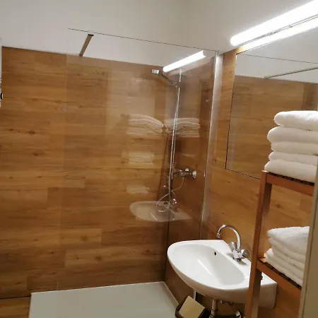 아파르트멘텐 하우스 베르그블리크 *